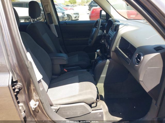 1C4NJPBB1GD800898 Jeep Patriot Sport