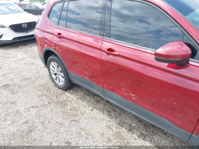 2018 VOLKSWAGEN TIGUAN 3VV1B7AX3JM045193 Photo 5