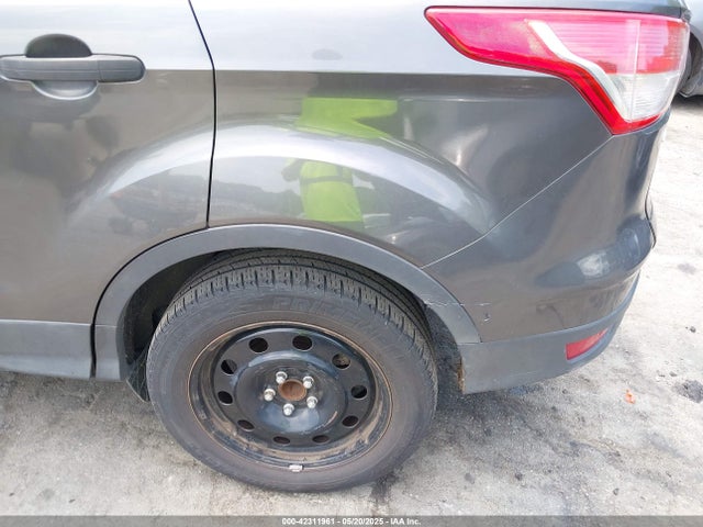 1FMCU0F7XFUC56598 Ford ESCAPE S