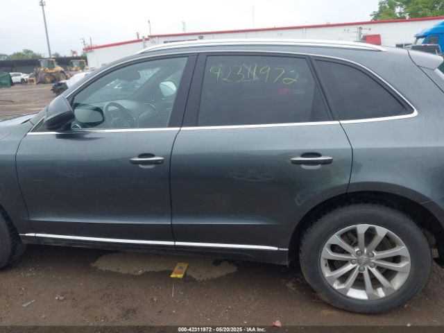 WA1LFAFP0FA043885 Audi Q5 2.0t Premium