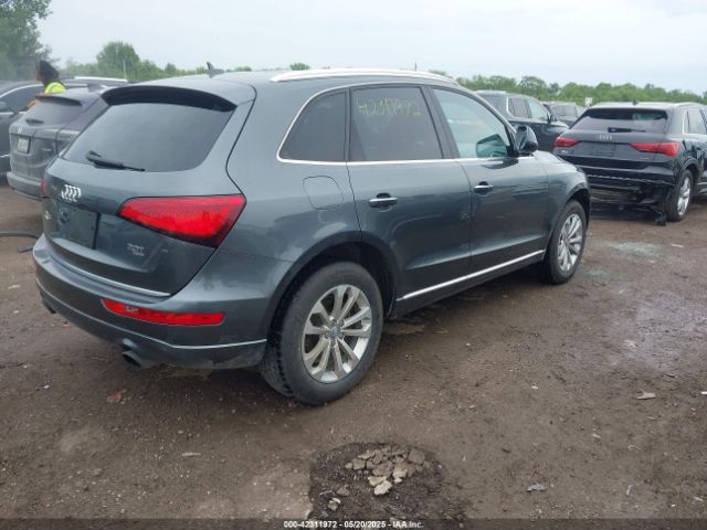 WA1LFAFP0FA043885 Audi Q5 2.0t Premium