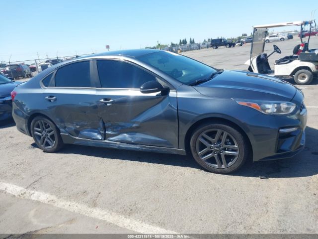 3KPF34AD4LE180606 KIA Forte Gt-line
