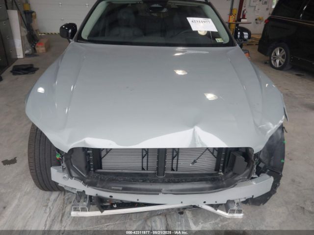 2025 VOLVO XC60 YV4M12RJ5S1012032 Photo 9