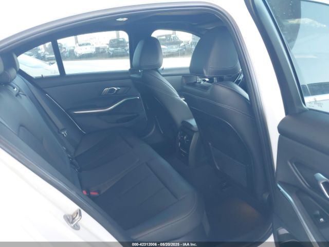 2022 BMW 330I 3MW5R1J01N8C47893 Photo 7