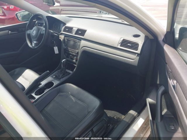 1VWBS7A35EC088504 Volkswagen Passat 1.8t Se