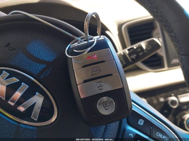 KNDPN3AC6J7387656 KIA Sportage Ex