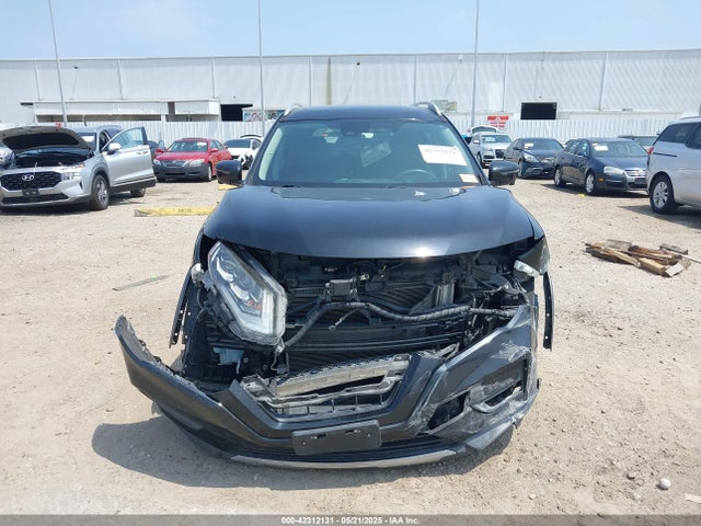 5N1AT2MT6JC711824 Nissan Rogue Sl