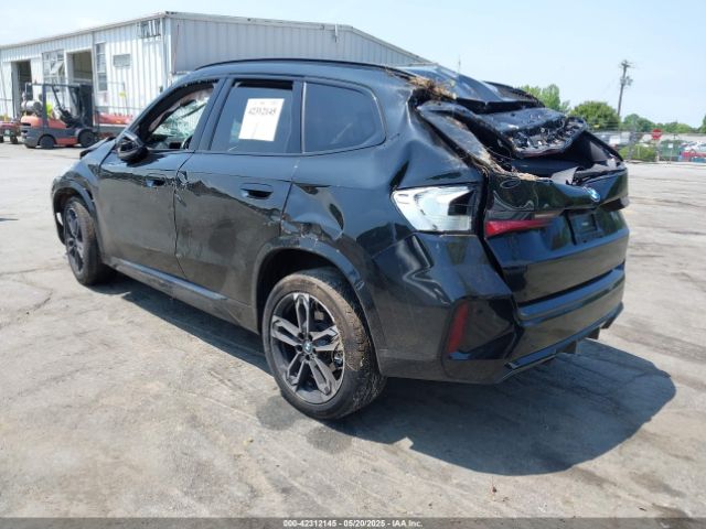 2023 BMW X1 WBX73EF0XP5V99368 Photo 2