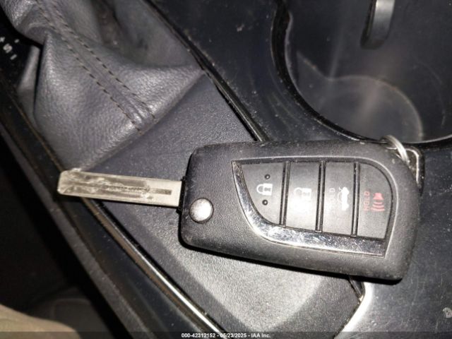 4T1C11AK8LU929278 Toyota CAMRY LE
