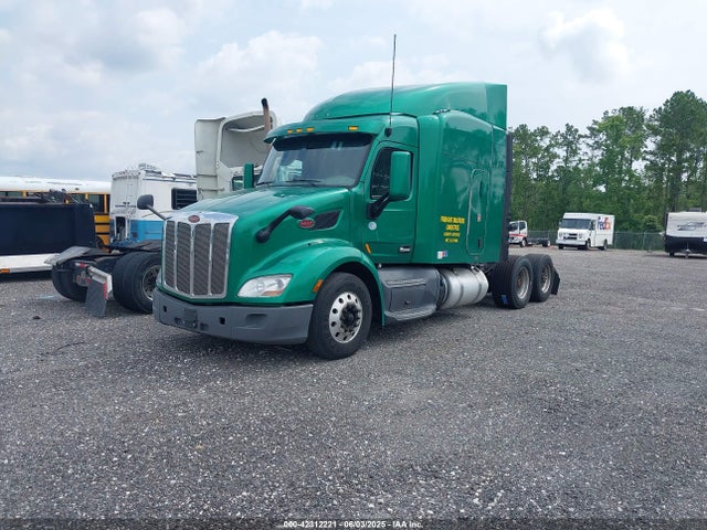 Продажа на аукционе авто 2019 Peterbilt 579, vin: 1XPBDP9XXKD272457, номер лота: 42312221