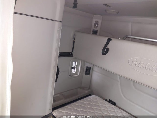 Продажа на аукционе авто 2019 Peterbilt 579, vin: 1XPBDP9XXKD272457, номер лота: 42312221