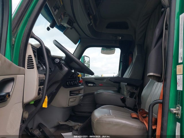 Продажа на аукционе авто 2019 Peterbilt 579, vin: 1XPBDP9XXKD272457, номер лота: 42312221