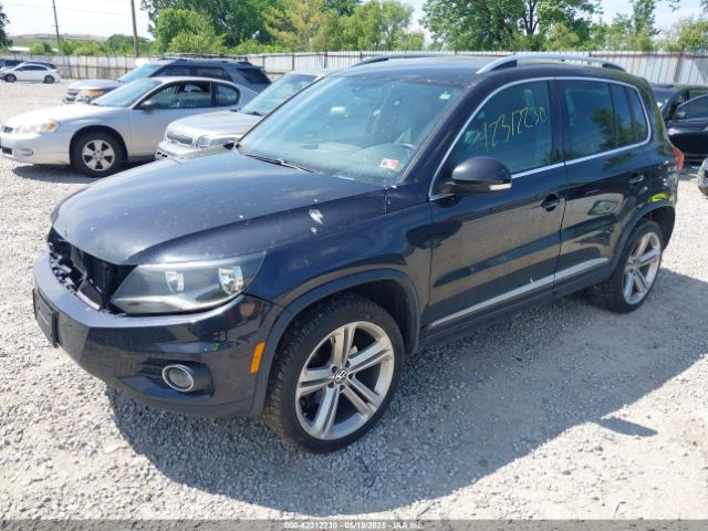 WVGAV7AX0GW074712 Volkswagen Tiguan R-line