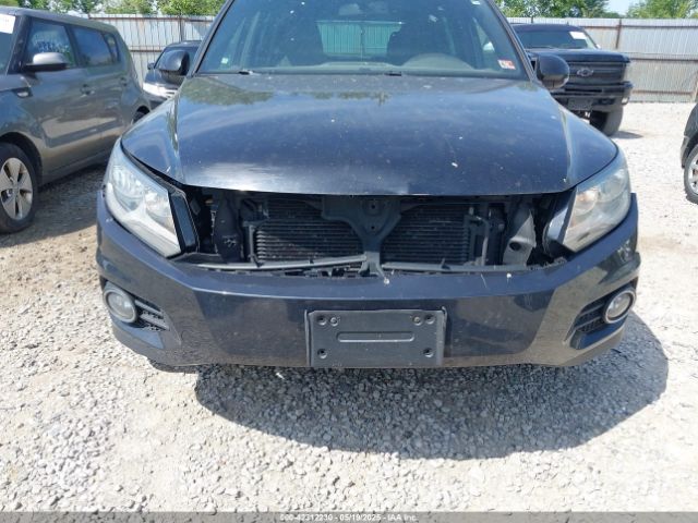 WVGAV7AX0GW074712 Volkswagen Tiguan R-line