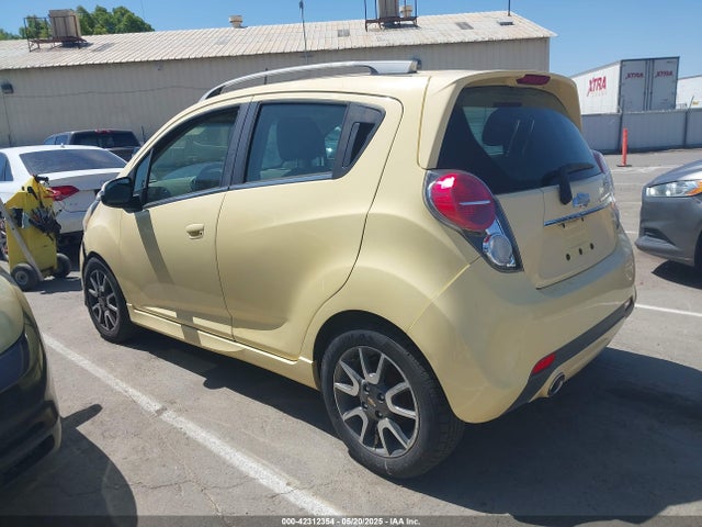 Chevrolet Spark 2lt Auto 2014 KL8CF6S95EC472753 Image 3