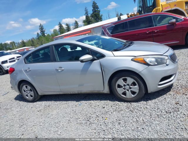 KNAFK4A67F5371146 KIA FORTE LX