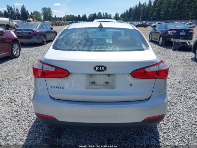 KNAFK4A67F5371146 KIA FORTE LX