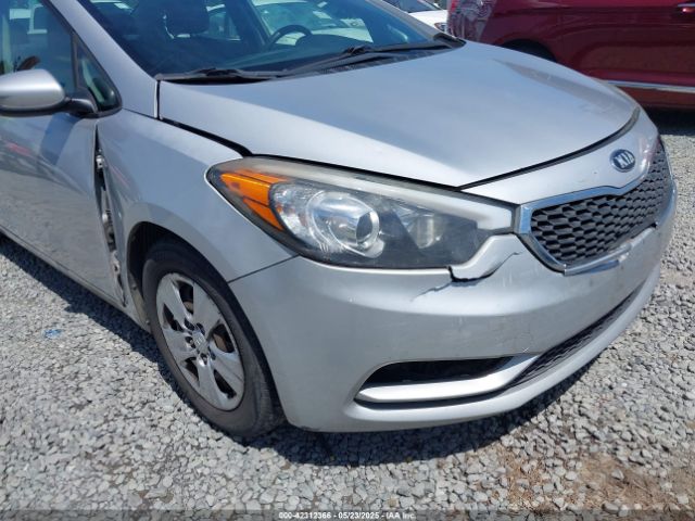 KNAFK4A67F5371146 KIA FORTE LX