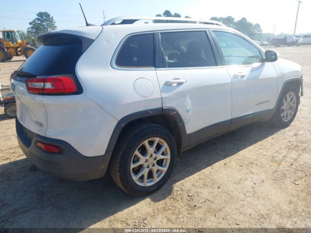 2017 JEEP CHEROKEE 1C4PJLCB7HW640550 Photo 3