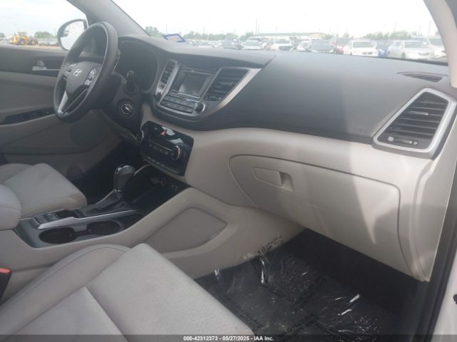 2016 HYUNDAI TUCSON KM8J3CA43GU101384 Photo 4
