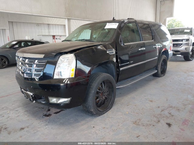 2008 CADILLAC ESCALADE ESV 1GYFC66888R205407 Photo 1