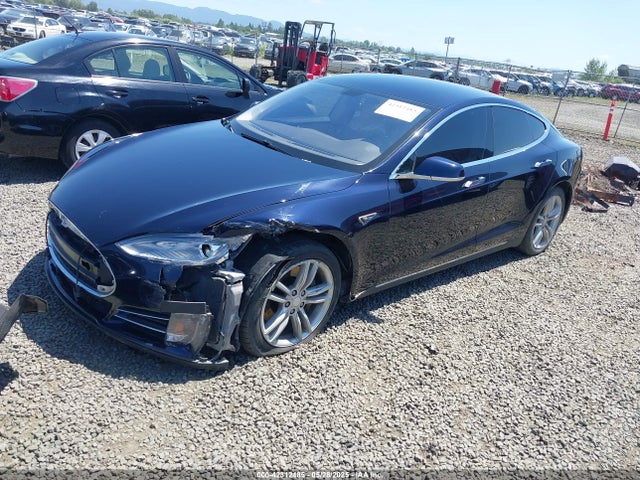 2014 TESLA MODEL S 5YJSA1H18EFP31969 Photo 1
