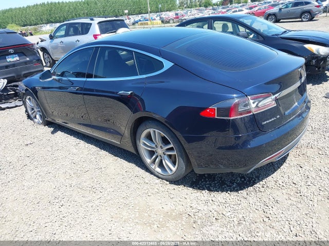 2014 TESLA MODEL S 5YJSA1H18EFP31969 Photo 2