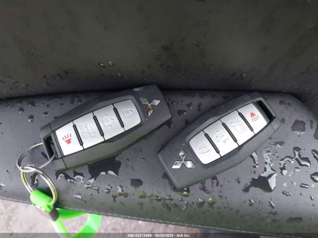 JA4J4VA88RZ014998 Mitsubishi Outlander