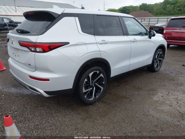 JA4J4VA88RZ014998 Mitsubishi Outlander