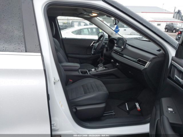 JA4J4VA88RZ014998 Mitsubishi Outlander