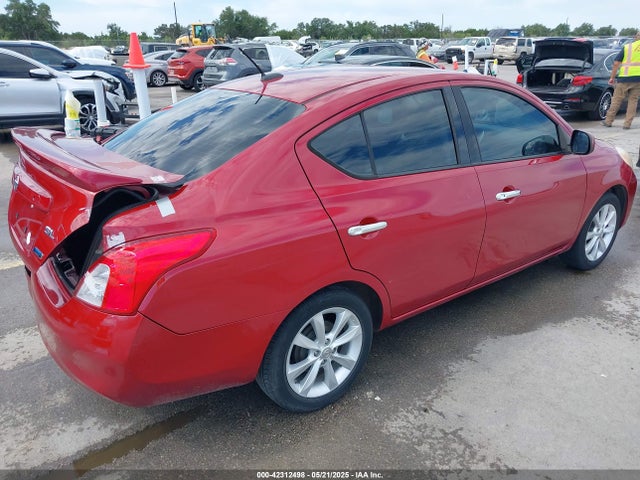 3N1CN7AP7EL811388 Nissan Versa 1.6 Sl
