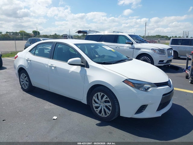 Toyota COROLLA LE 2015 2T1BURHE1FC277823 Image 1