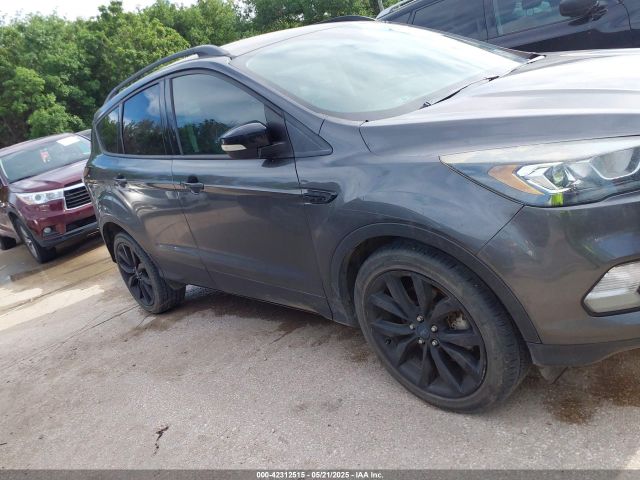 1FMCU0J95HUC34066 Ford Escape Titanium