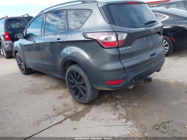 1FMCU0J95HUC34066 Ford Escape Titanium