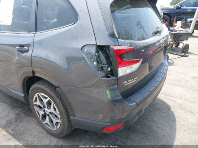 JF2SKAJC1LH403140 Subaru Forester Premium