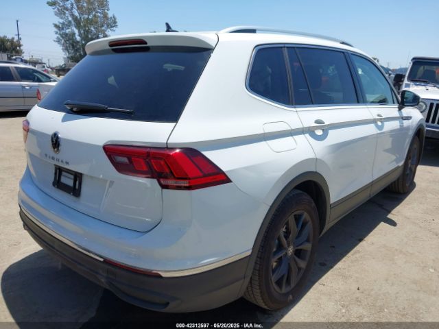 2024 VOLKSWAGEN TIGUAN 3VVNB7AX4RM198923 Photo 3