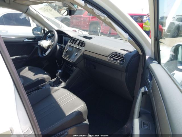 2024 VOLKSWAGEN TIGUAN 3VVNB7AX4RM198923 Photo 4