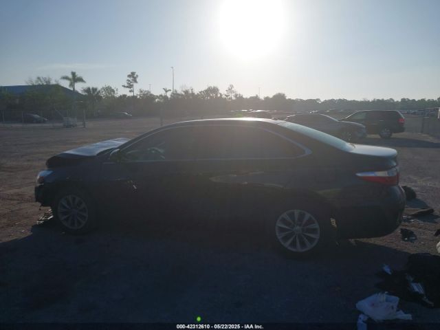 4T1BF1FK0HU277334 Toyota CAMRY LE