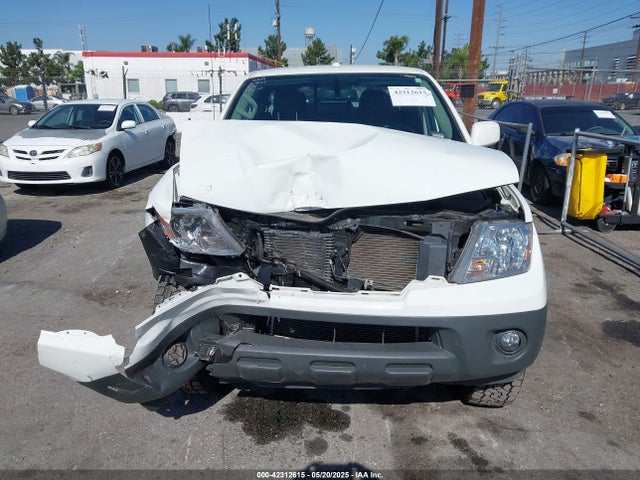 1N6AD0EV7JN751725 Nissan 2018