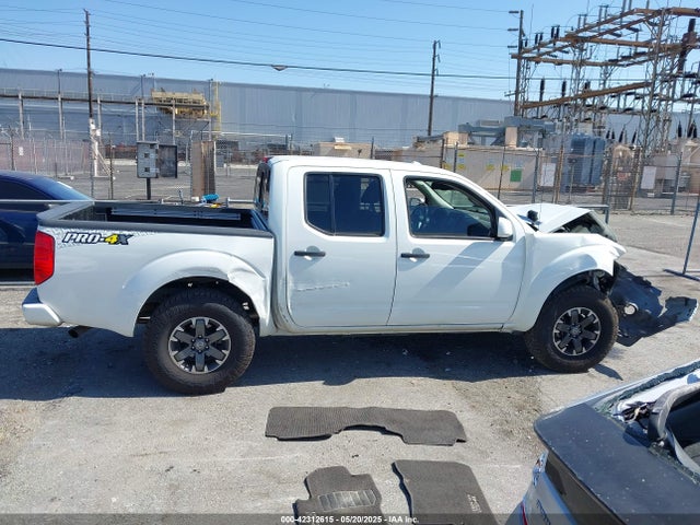 1N6AD0EV7JN751725 Nissan 2018