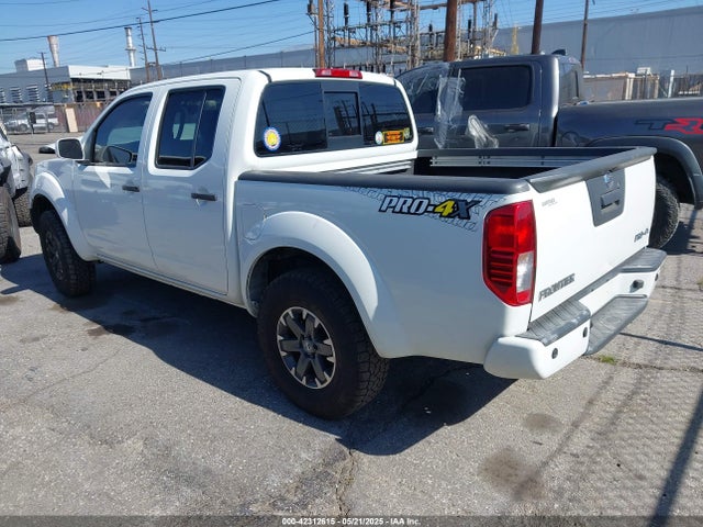 1N6AD0EV7JN751725 Nissan 2018