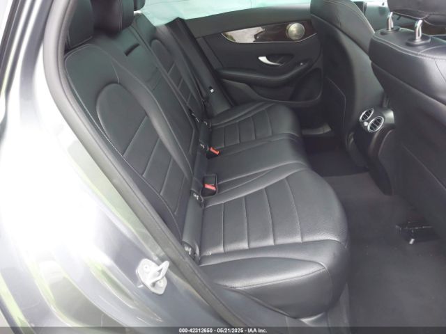WDC0G4KB2HF162586 Mercedes-Benz Glc 300 4matic