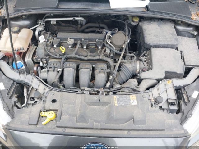 1FADP3K2XGL218717 Ford FOCUS SE