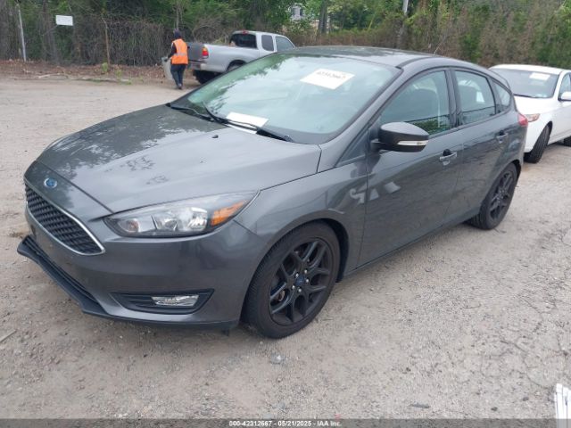 1FADP3K2XGL218717 Ford FOCUS SE