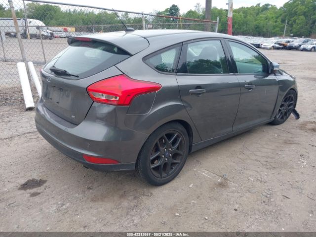 1FADP3K2XGL218717 Ford FOCUS SE