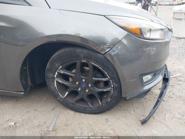 1FADP3K2XGL218717 Ford FOCUS SE