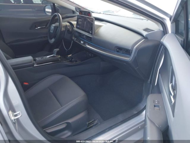 2024 TOYOTA PRIUS JTDACAAU0R3034244 Photo 4
