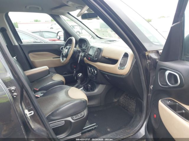 2014 FIAT 500L ZFBCFACH3EZ005251 Photo 4