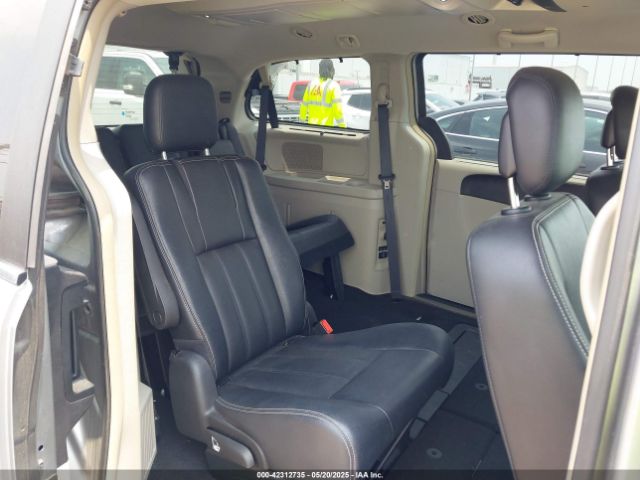 2C4RC1BG6GR287326 Chrysler Town & Country Touring