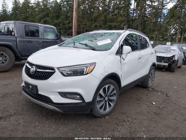Buick Encore Essence 2018 KL4CJCSB4JB532782 Image 2